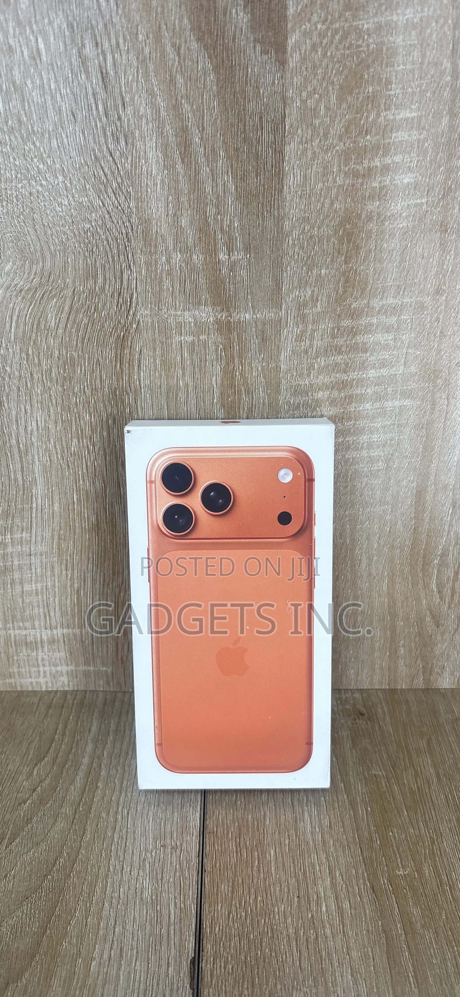 New Apple iPhone 17 Pro Max 256 GB Orange