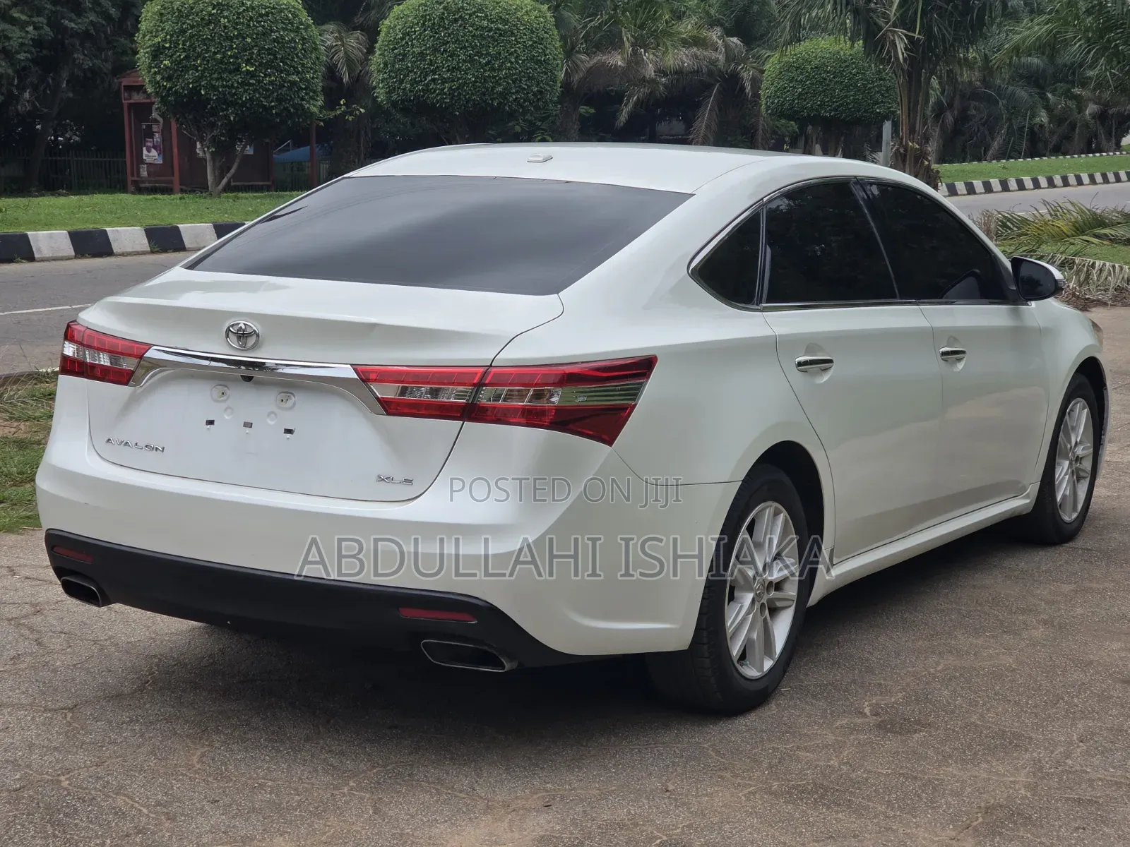 Toyota Avalon 2015 White