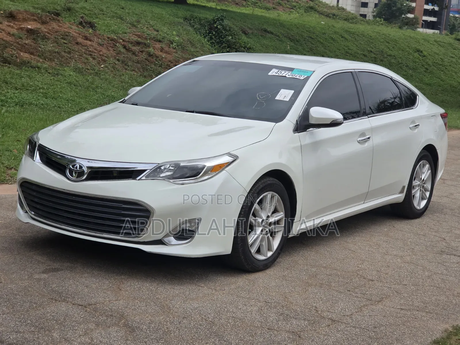 Toyota Avalon 2015 White