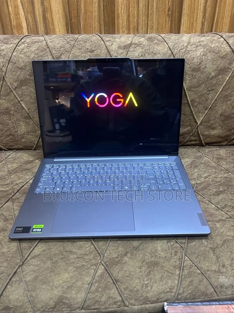 Laptop Lenovo Yoga 9 32GB Intel Core Ultra 9 SSD 512GB