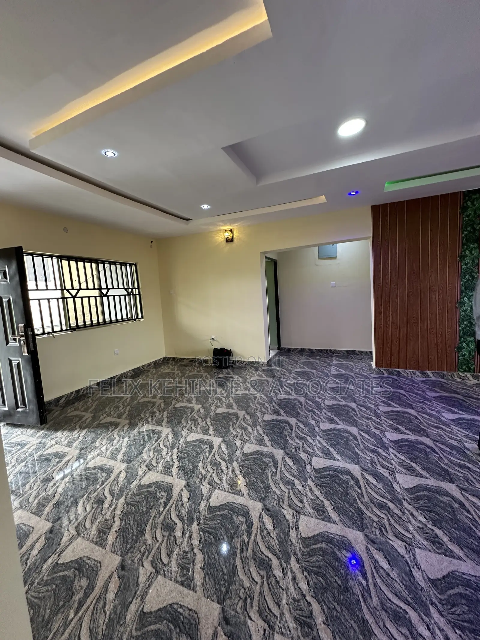 4bdrm Duplex in Akala Way, Akobo for rent