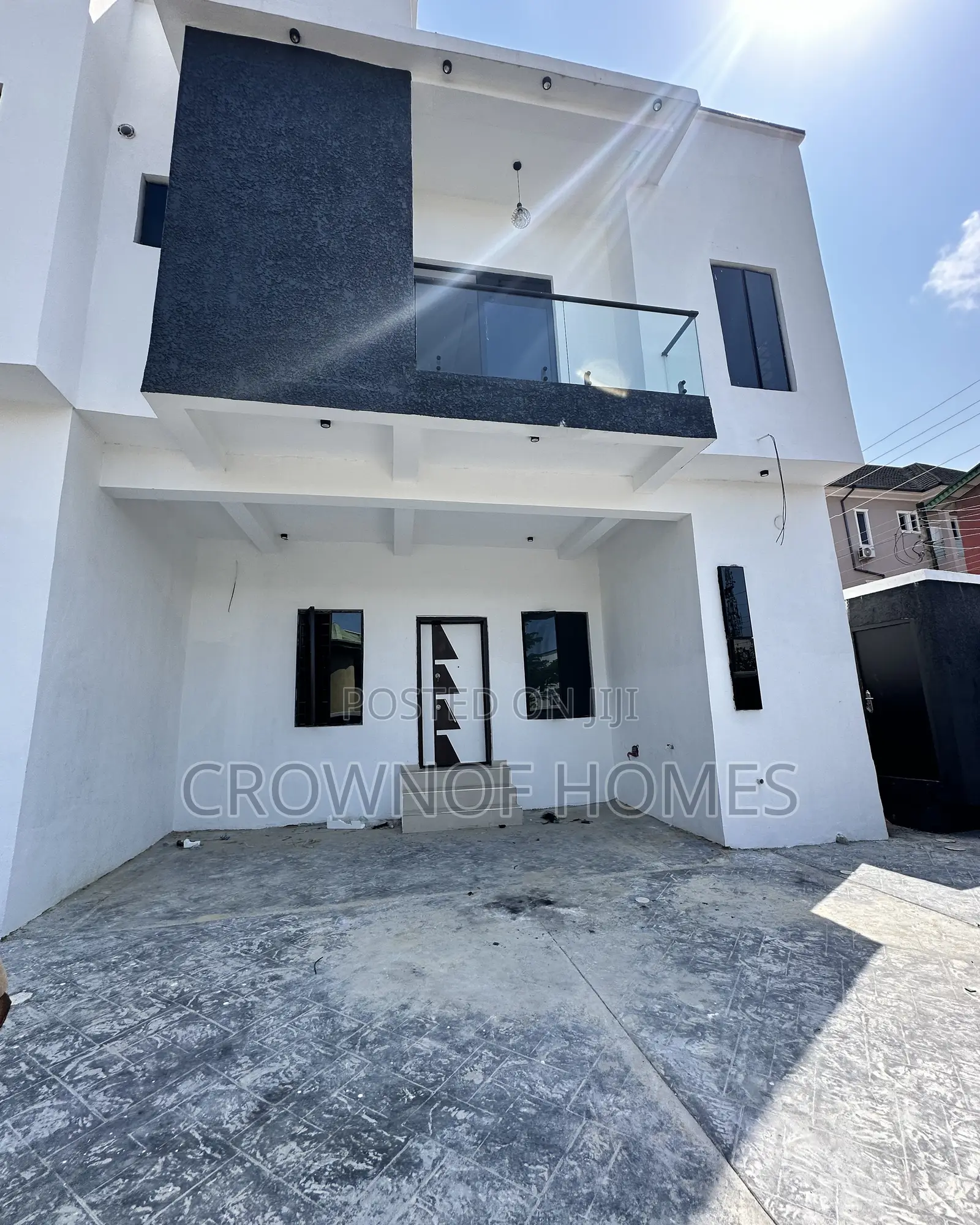 4bdrm Duplex in Thomas for sale