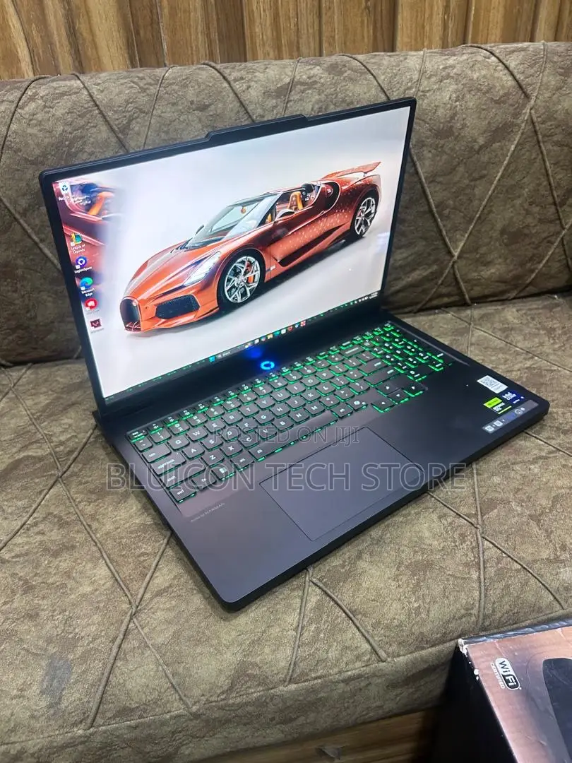 Laptop Lenovo Legion 5 32GB Intel Core Ultra 9 SSD 1T