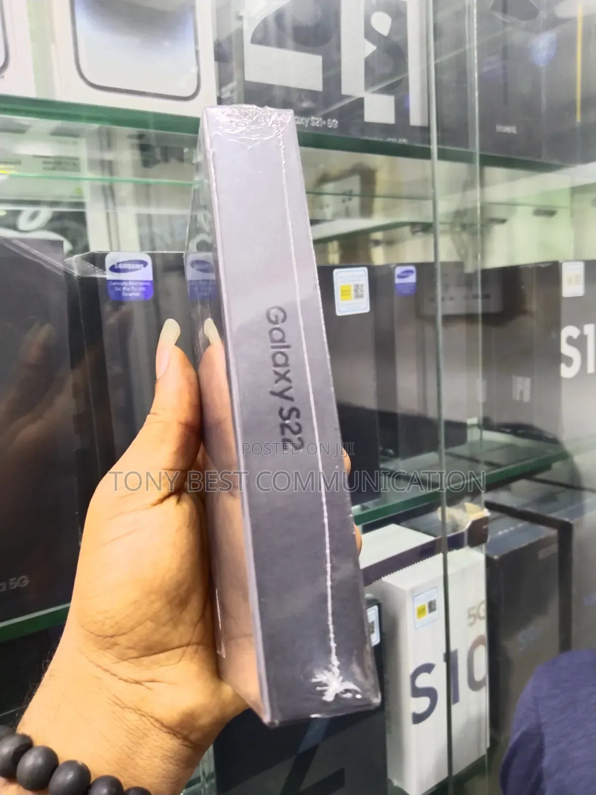 New Samsung Galaxy S22 5G 256 GB Black