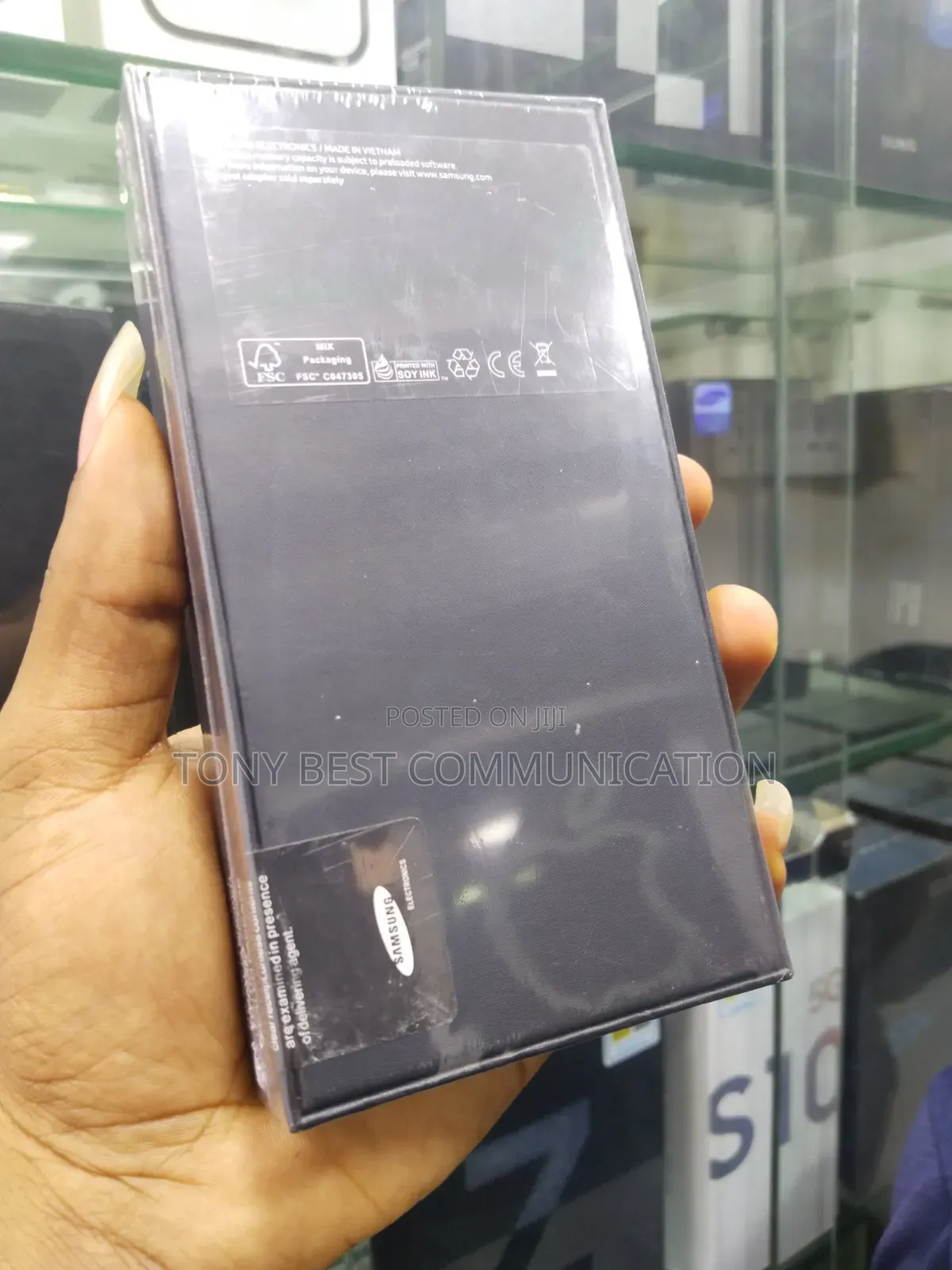 New Samsung Galaxy S22 5G 256 GB Black