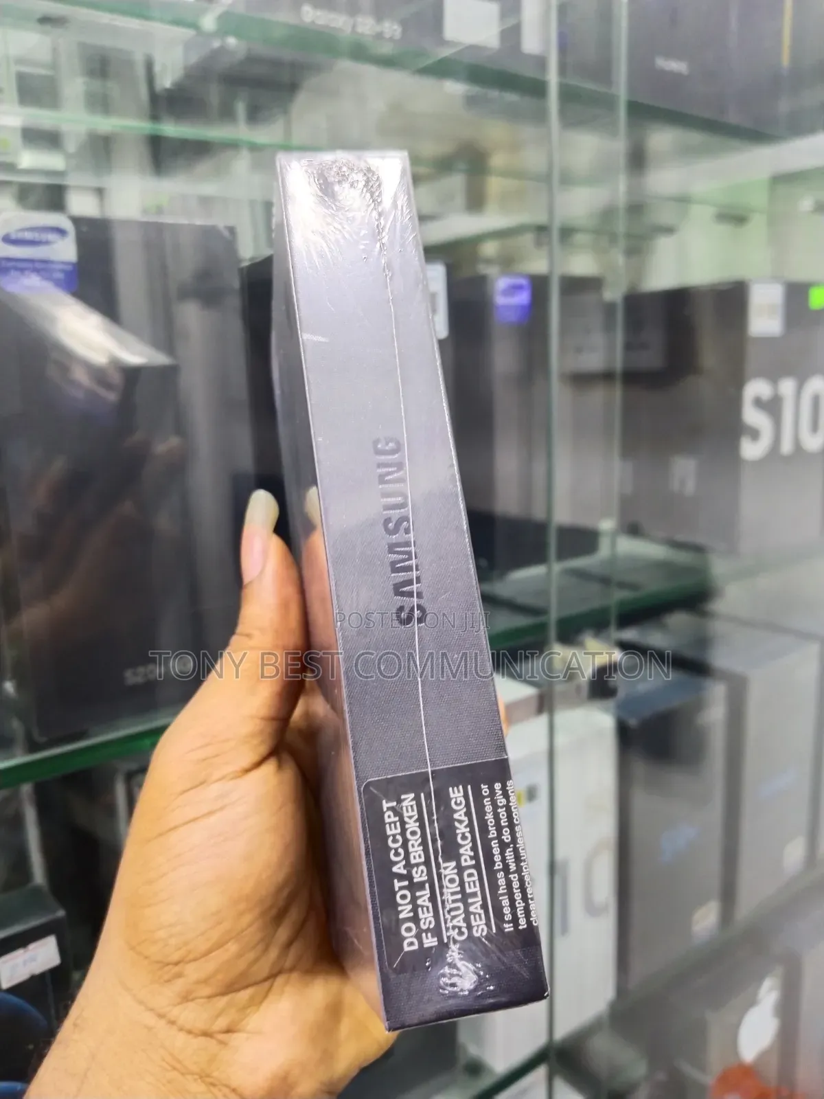 New Samsung Galaxy S22 5G 256 GB Black
