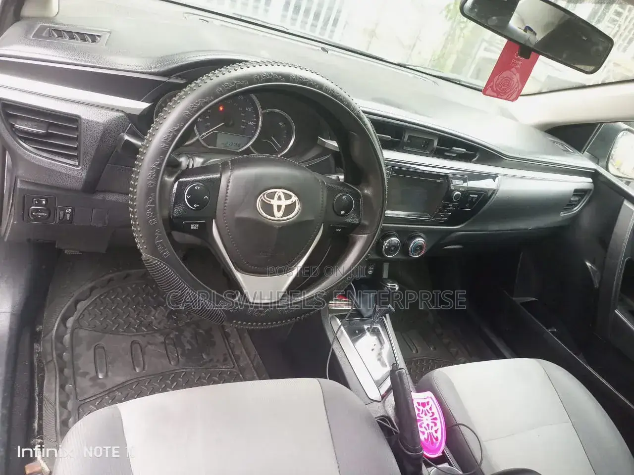 Toyota Corolla 2015 Silver