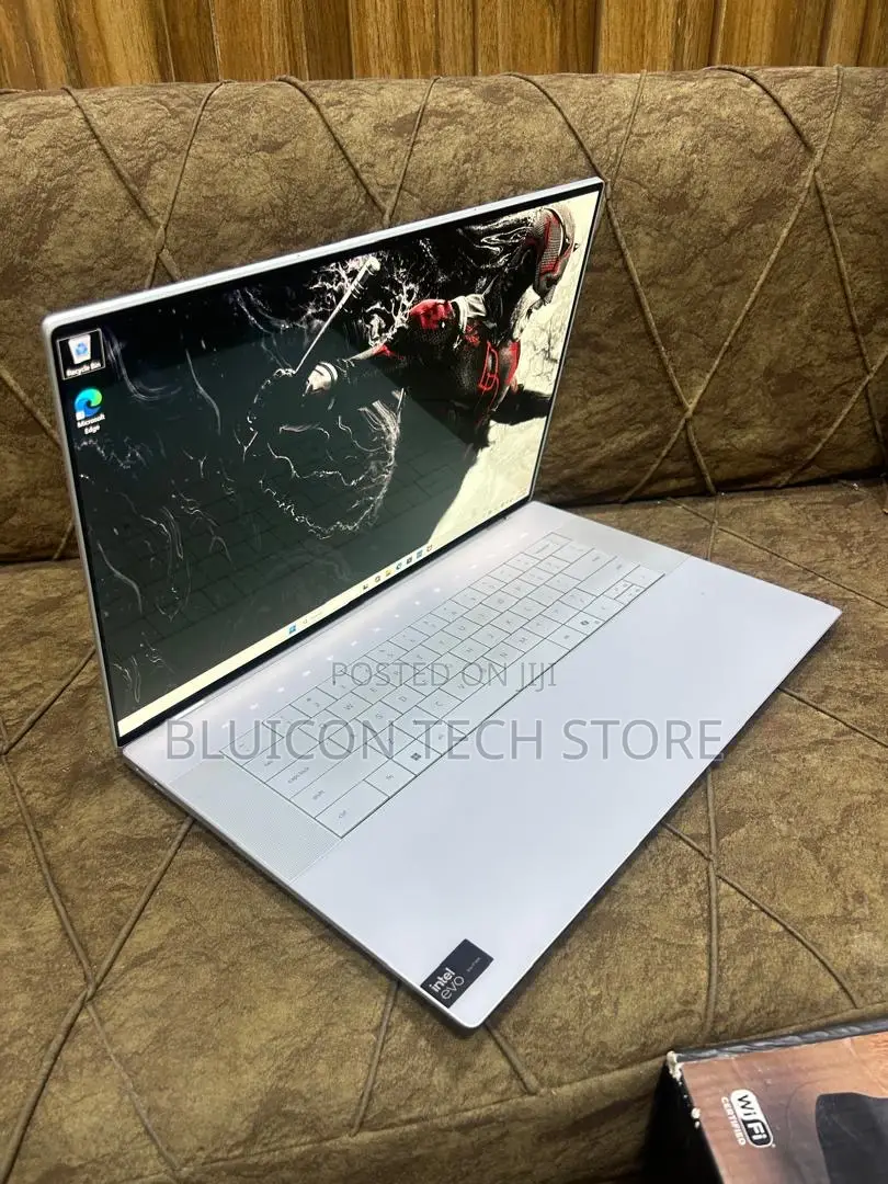 Laptop Dell XPS 16 9640 32GB Intel Core Ultra 7 SSD 1T