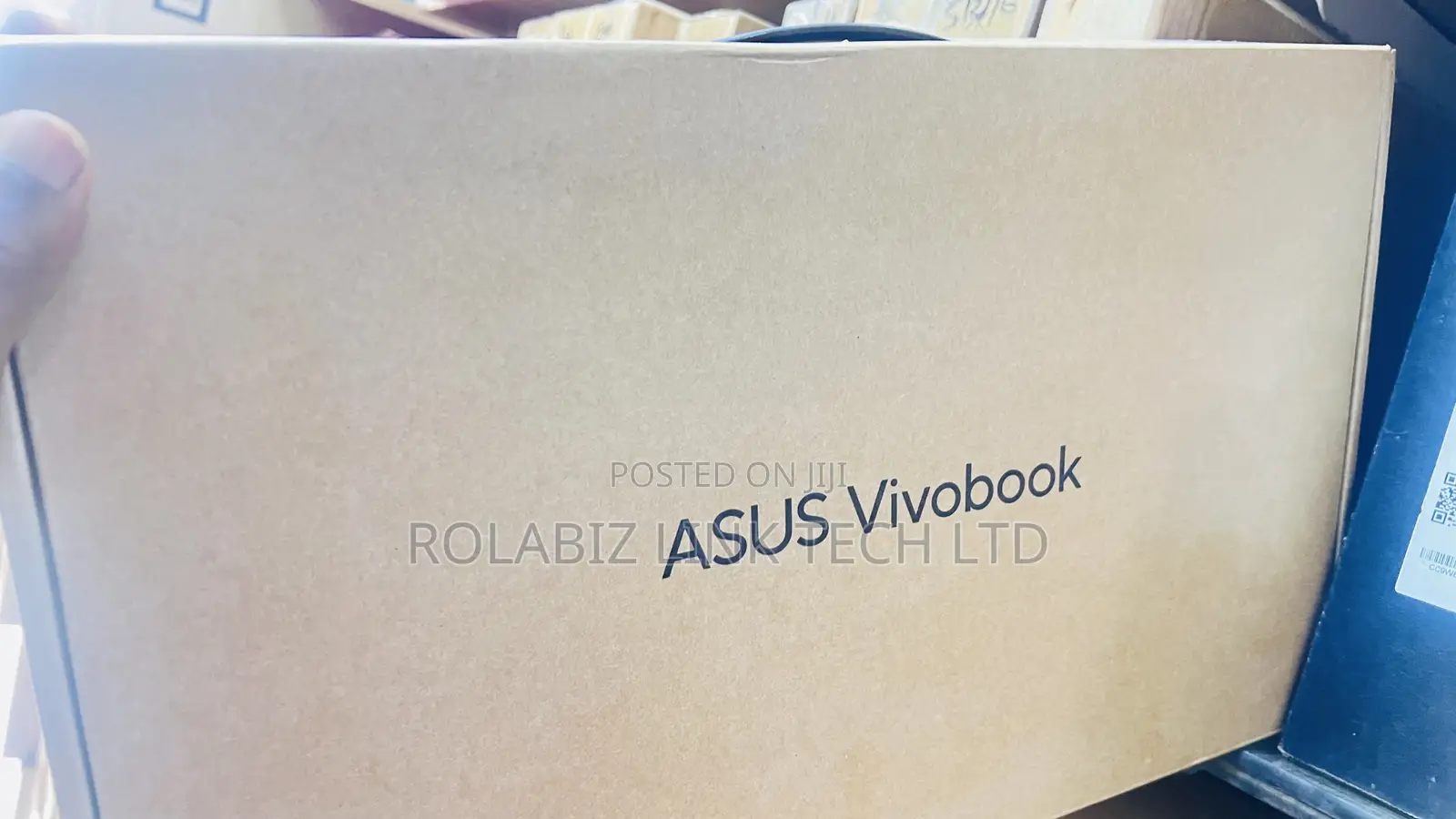 New Laptop Asus ASUSPRO B9440UA 8GB Intel Core i5 SSD 512GB