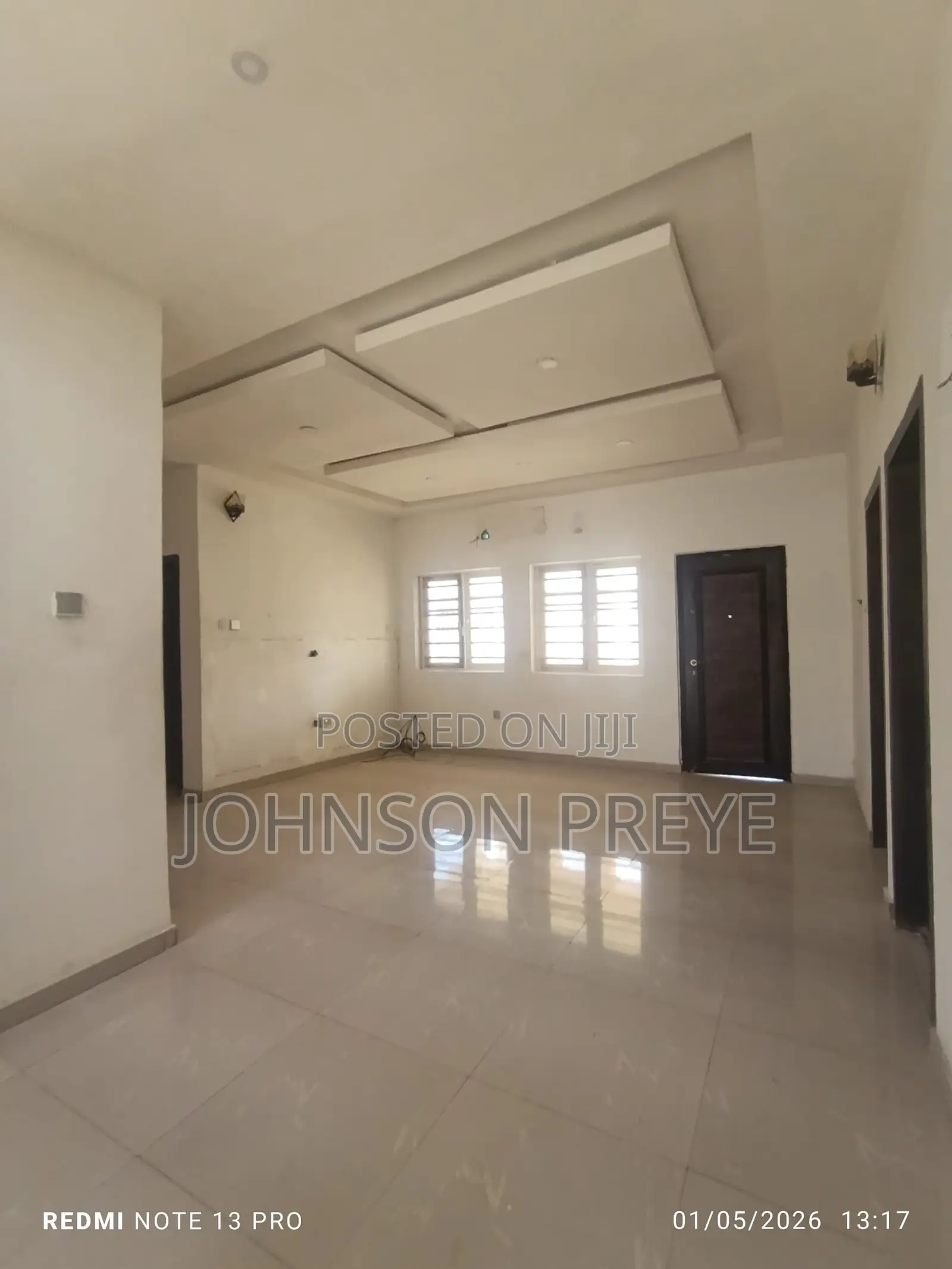 Luxury 5 Bedrooms for Office Use