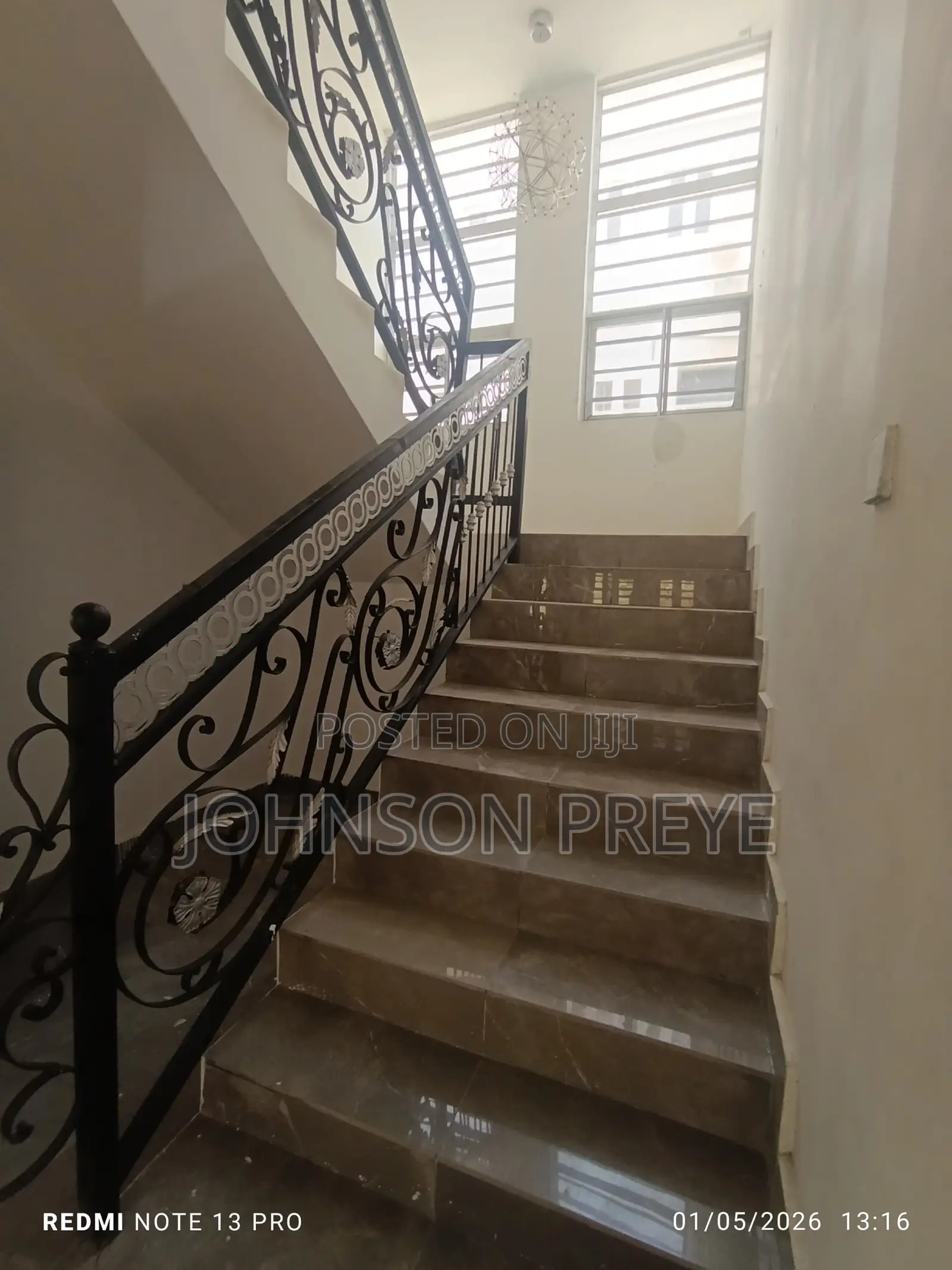 Luxury 5 Bedrooms for Office Use