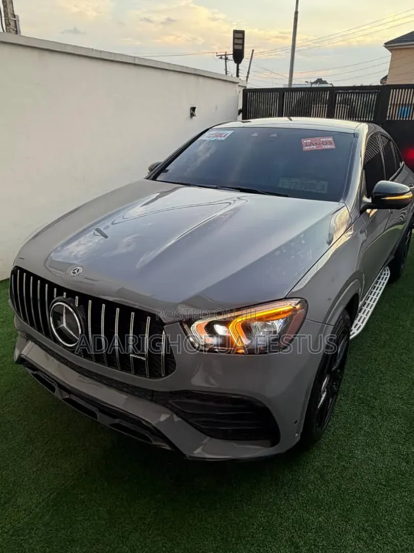 Mercedes-Benz GLE-Class 2022 Beige