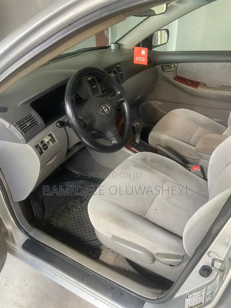Toyota Corolla LE 2007 Silver