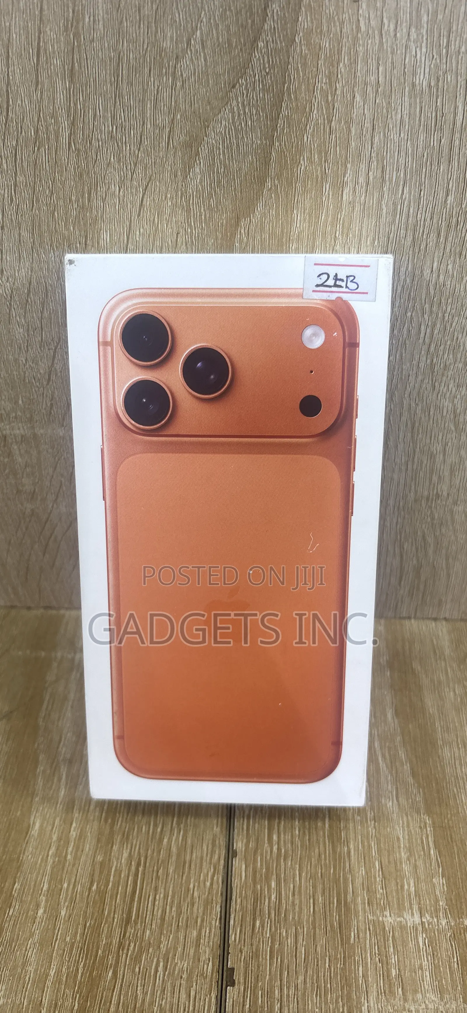 New Apple iPhone 17 Pro Max 2 TB Orange