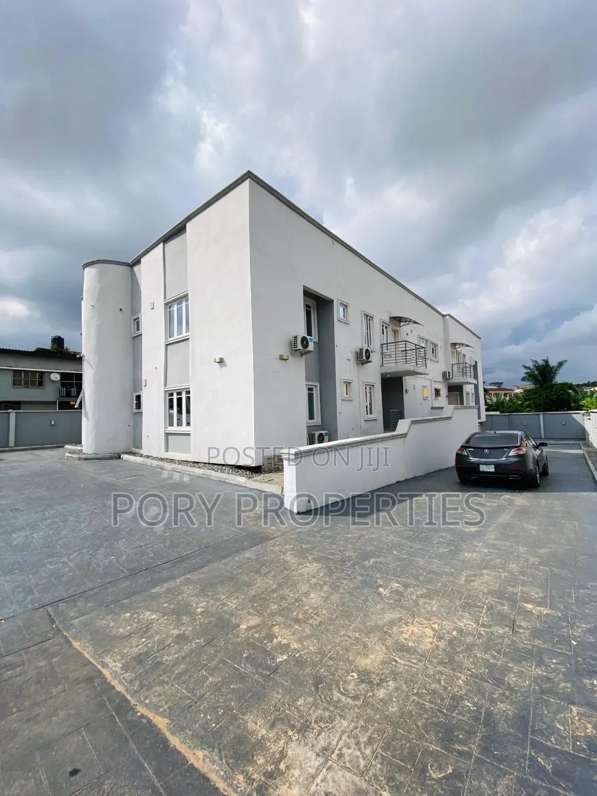 Furnished 20bdrm Duplex in Adeyi, Old Bodija for sale