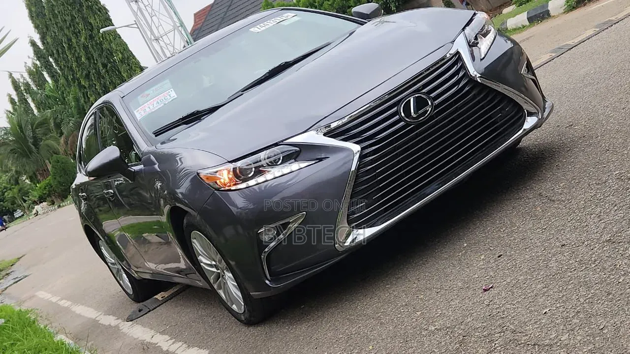 Lexus ES 2015 Gray