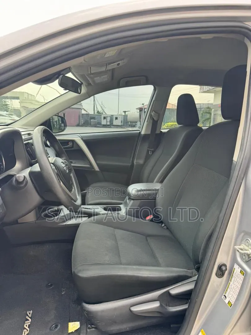 Toyota RAV4 2017 Silver