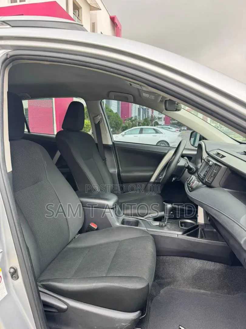 Toyota RAV4 2017 Silver