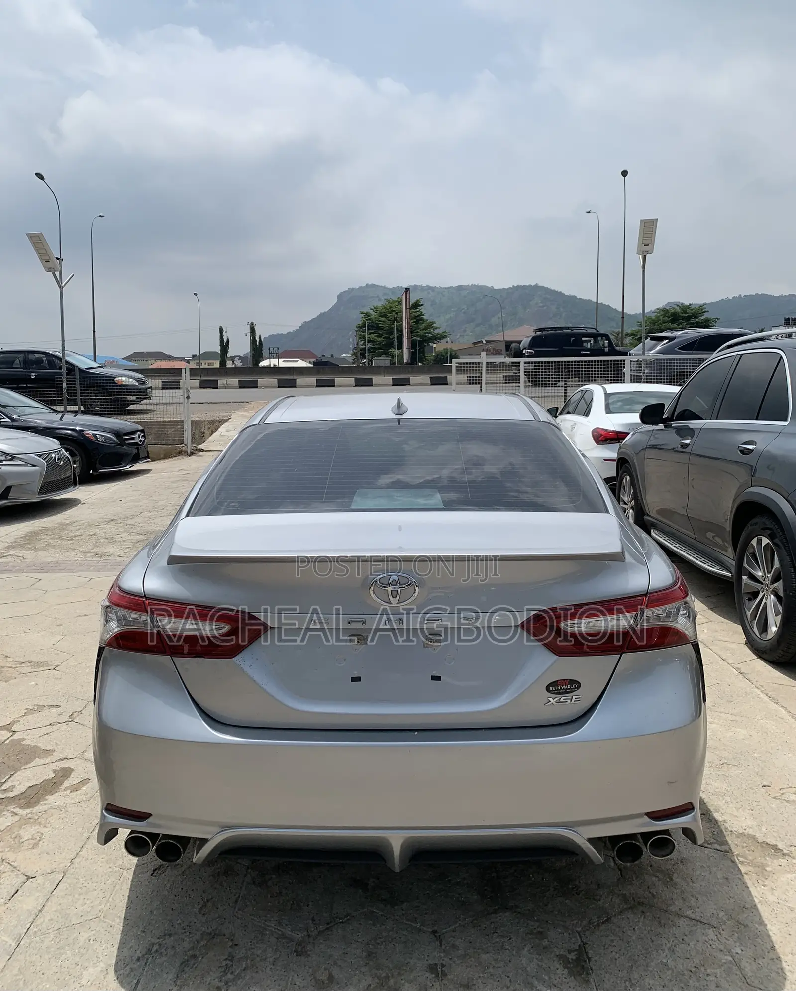 Toyota Camry 2019 Silver