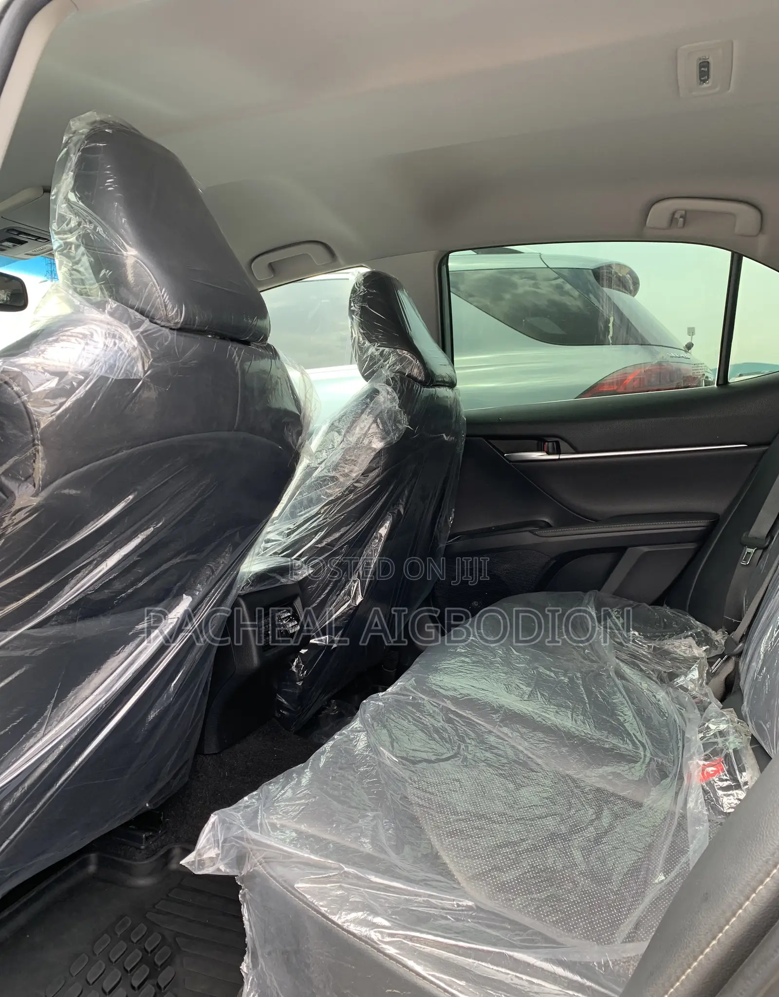 Toyota Camry 2019 Silver