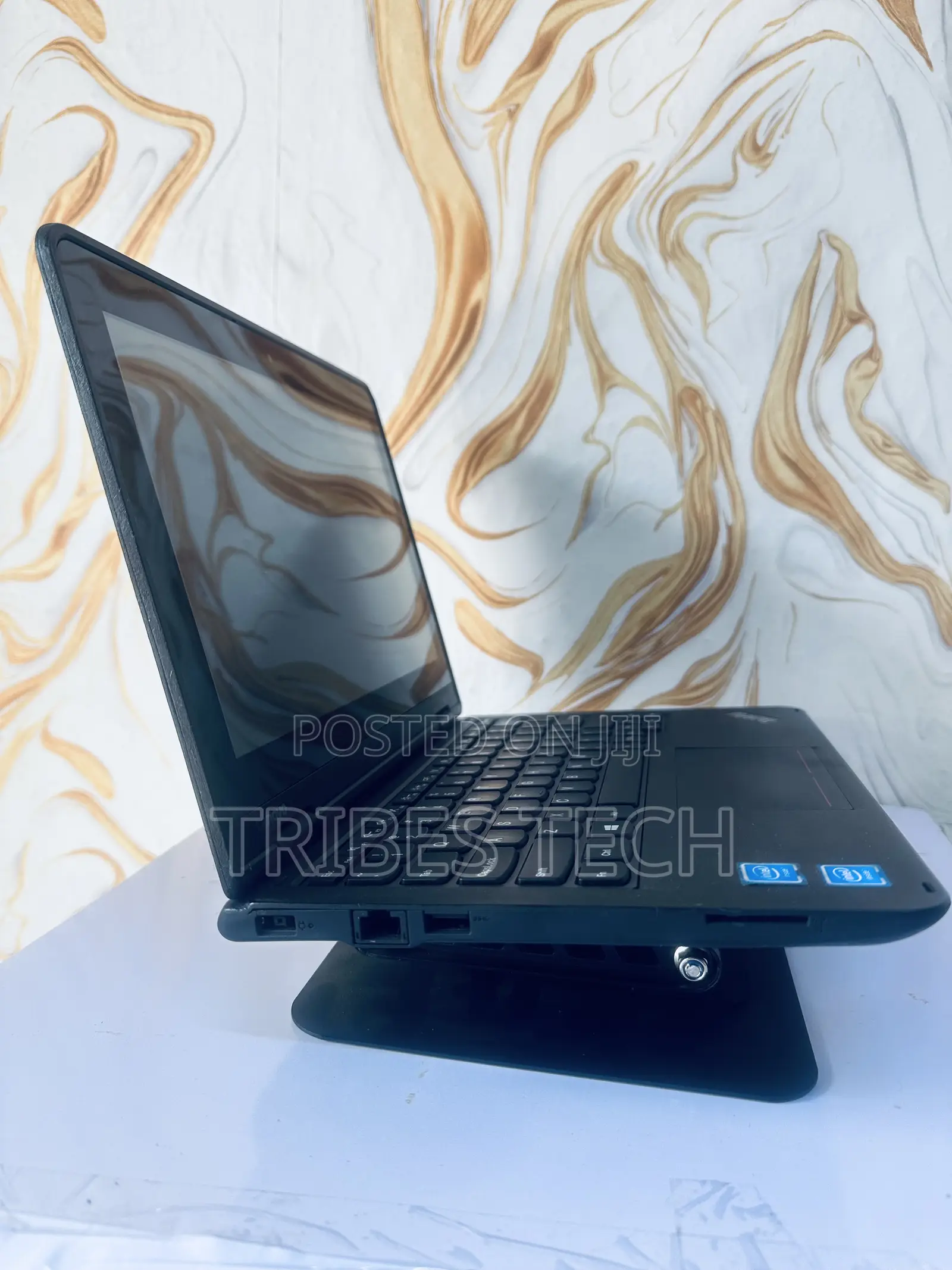 Laptop Lenovo ThinkPad Yoga 4GB Intel Celeron SSD 128GB