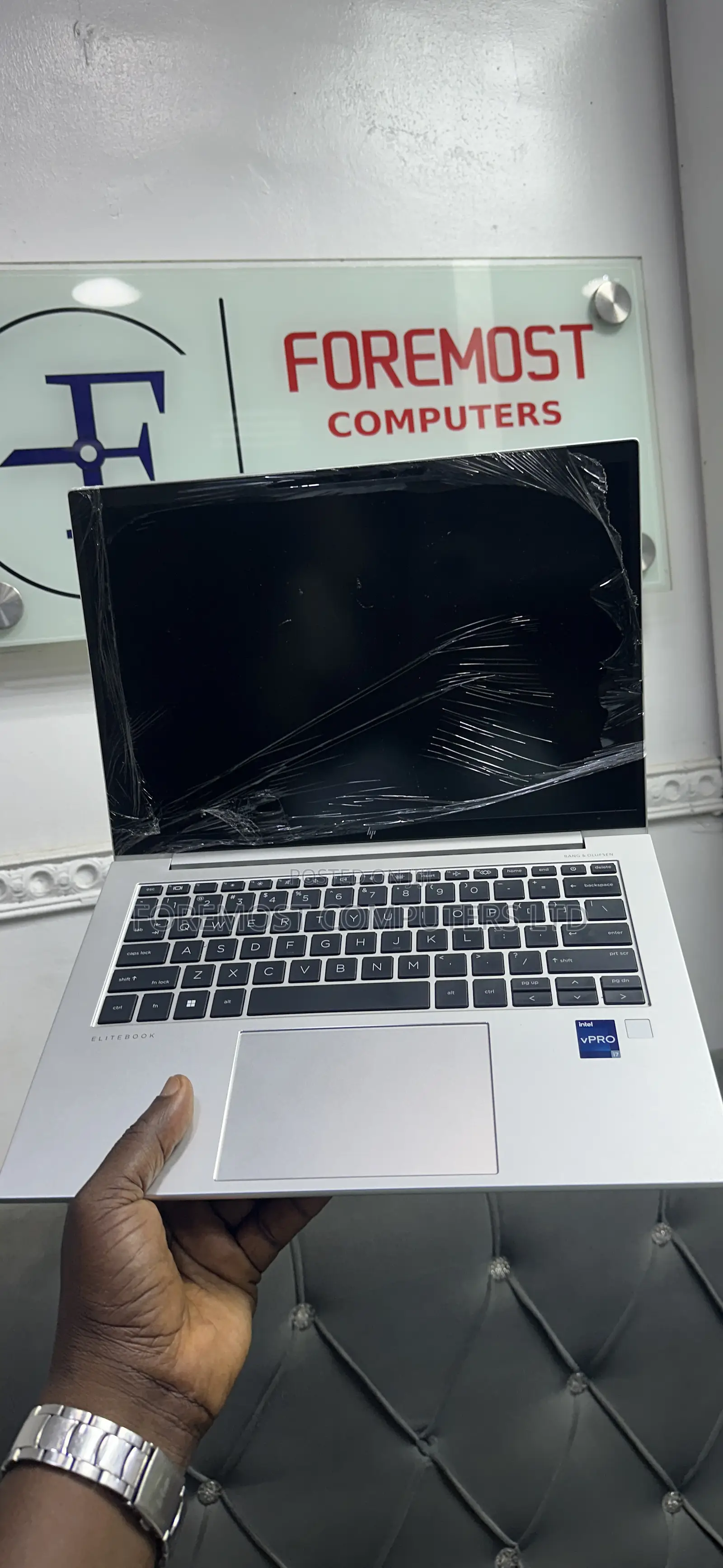 Laptop HP EliteBook 840 G10 32GB Intel Core i7 SSD 512GB