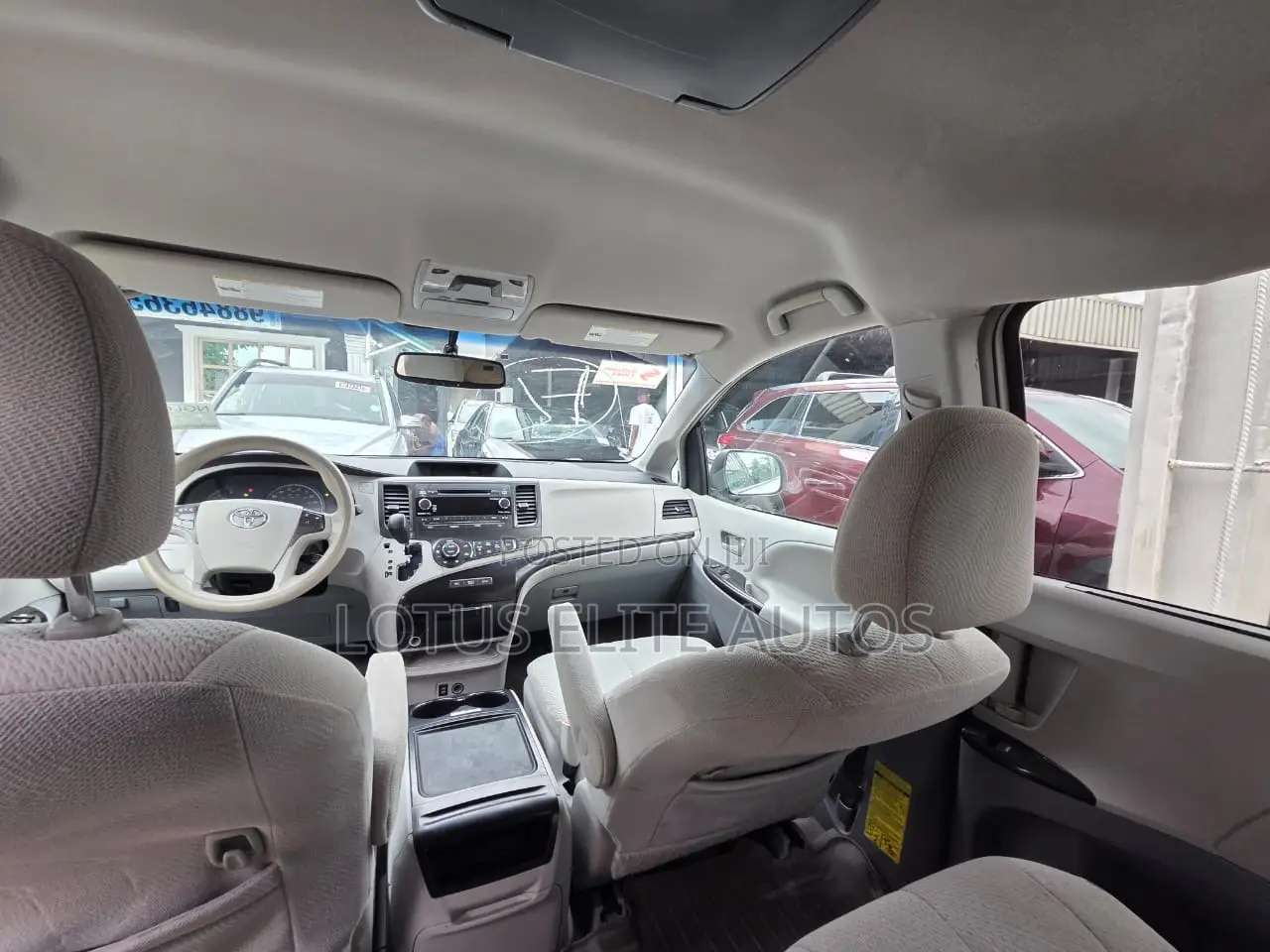 Toyota Sienna 2014 White