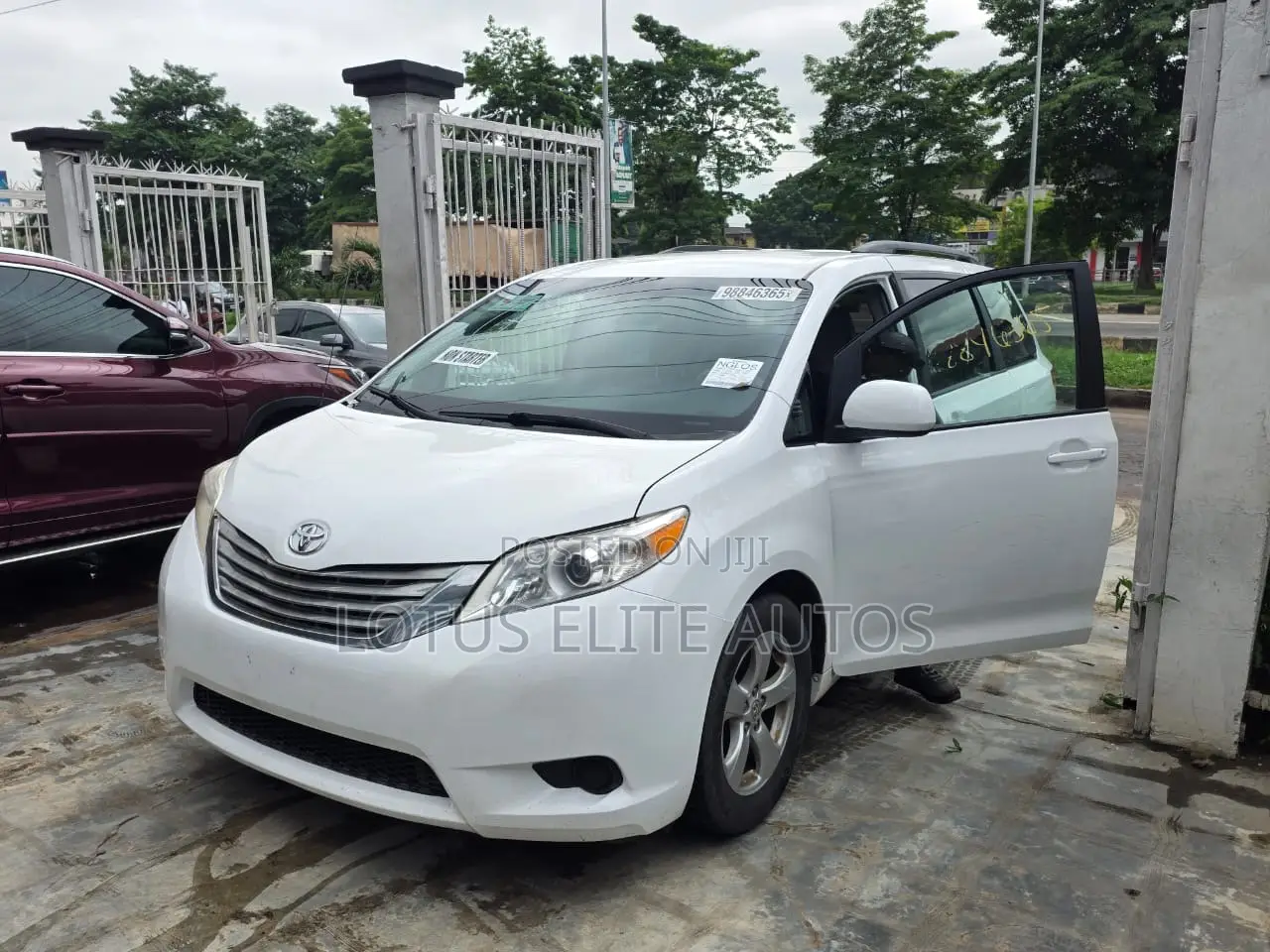 Toyota Sienna 2014 White