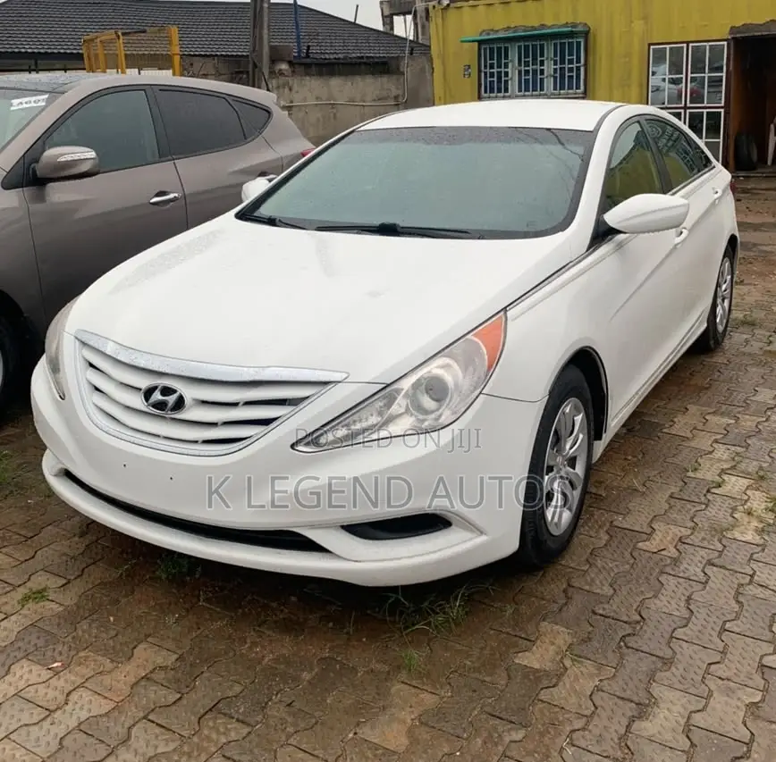 Hyundai Sonata 2012 White