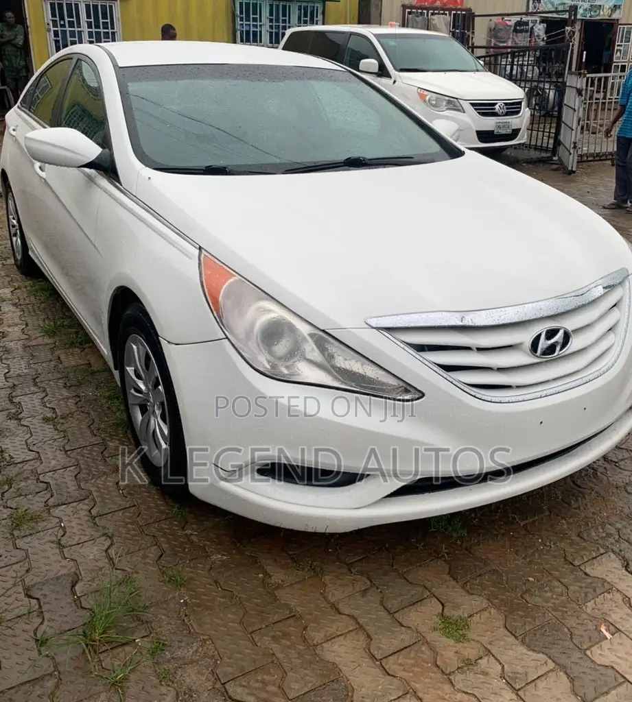 Hyundai Sonata 2012 White