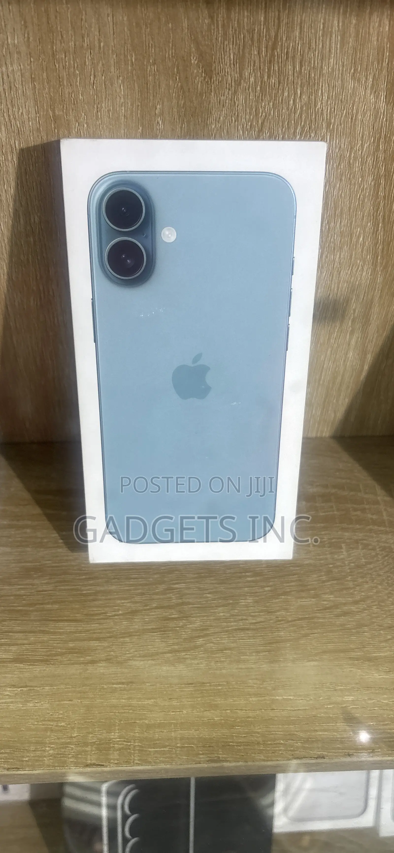 New Apple iPhone 16 Plus 128 GB Blue