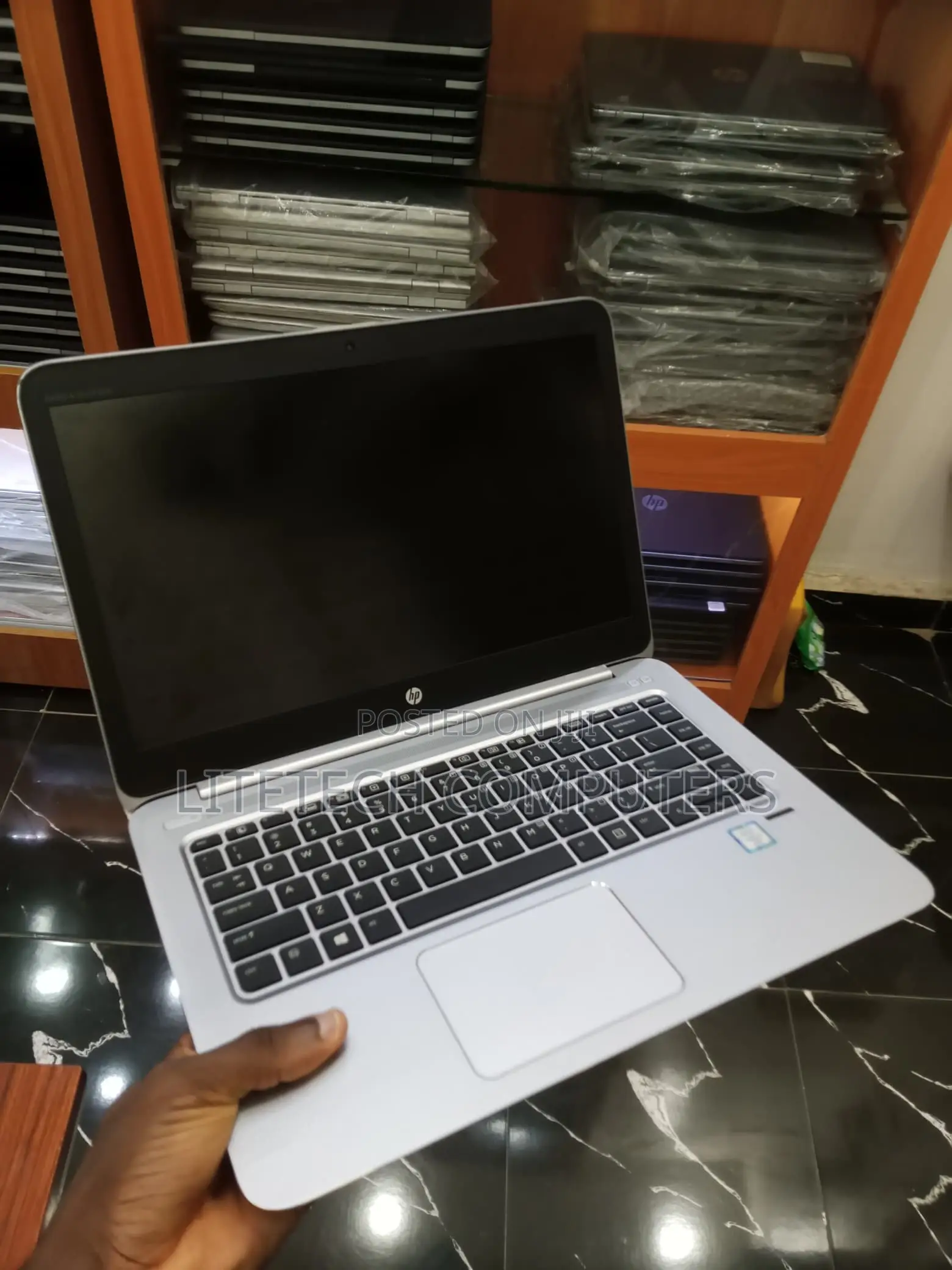 Laptop HP EliteBook 1040 G3 8GB Intel Core i7 SSHD (Hybrid) 256GB