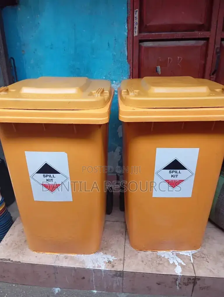 Emergency Oil Spill Kit 250litres