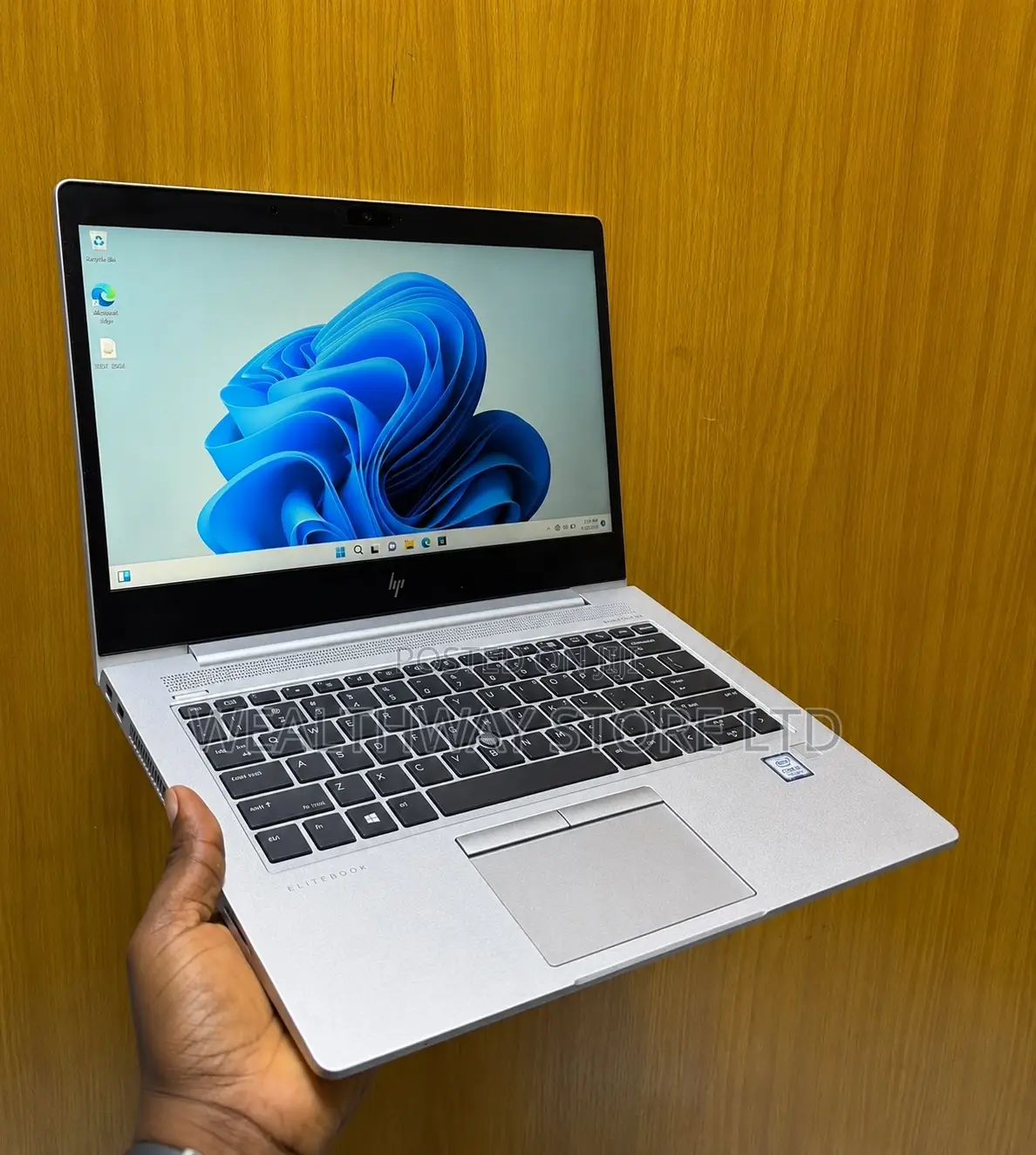 New Laptop HP EliteBook 830 G5 8GB Intel Core i5 SSD 256GB