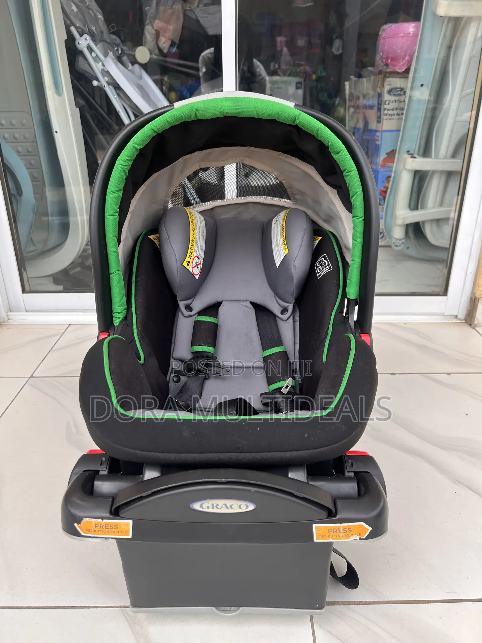 Graco Snugride Click Connect 40 Infant Car Seat