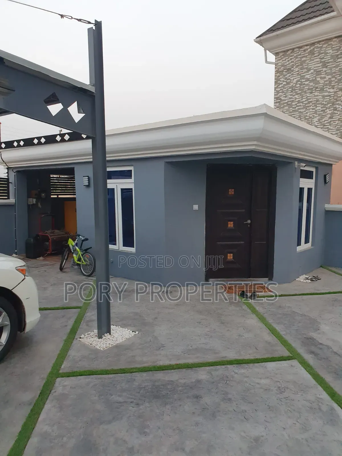 Furnished 4bdrm Duplex in Aerodrome, Samonda for sale