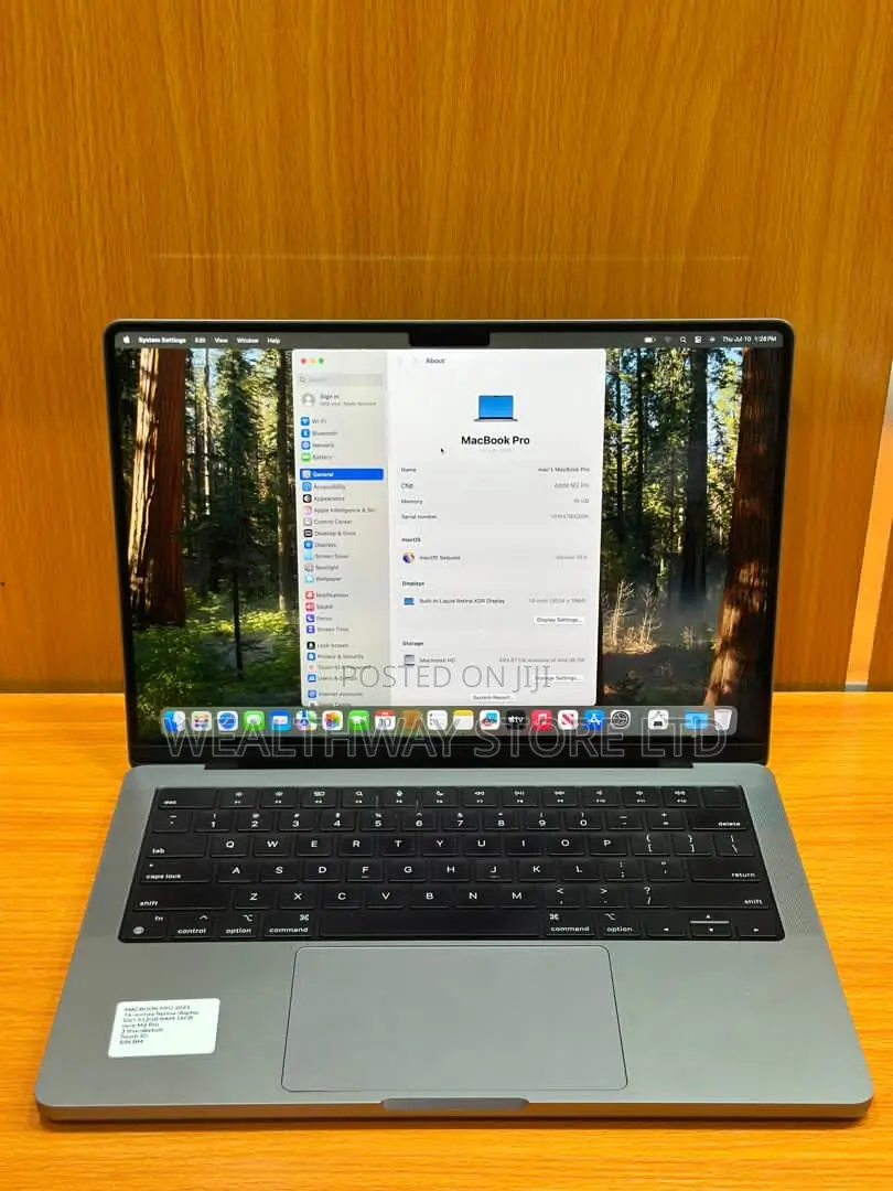 New Laptop Apple MacBook Pro 2023 M2 Pro 16GB Apple M2 SSD 512GB