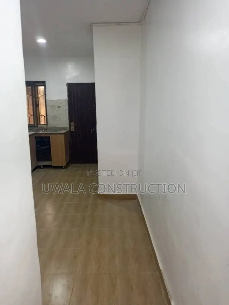 4bdrm Townhouse / Terrace in Gaduwa for rent