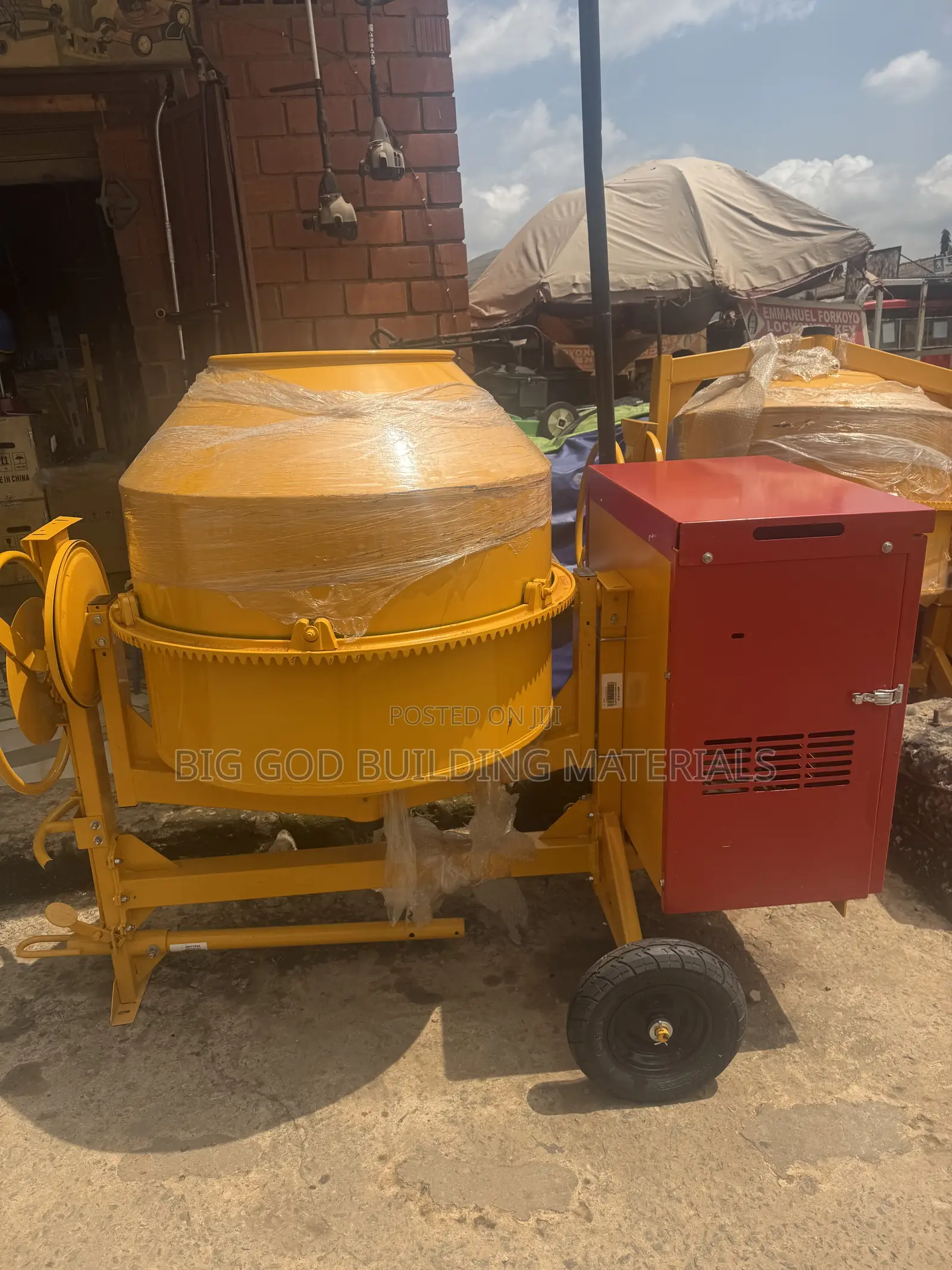 500-liter Concrete Mixer