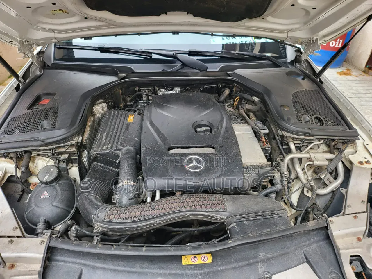 Mercedes-Benz E300 2019 White