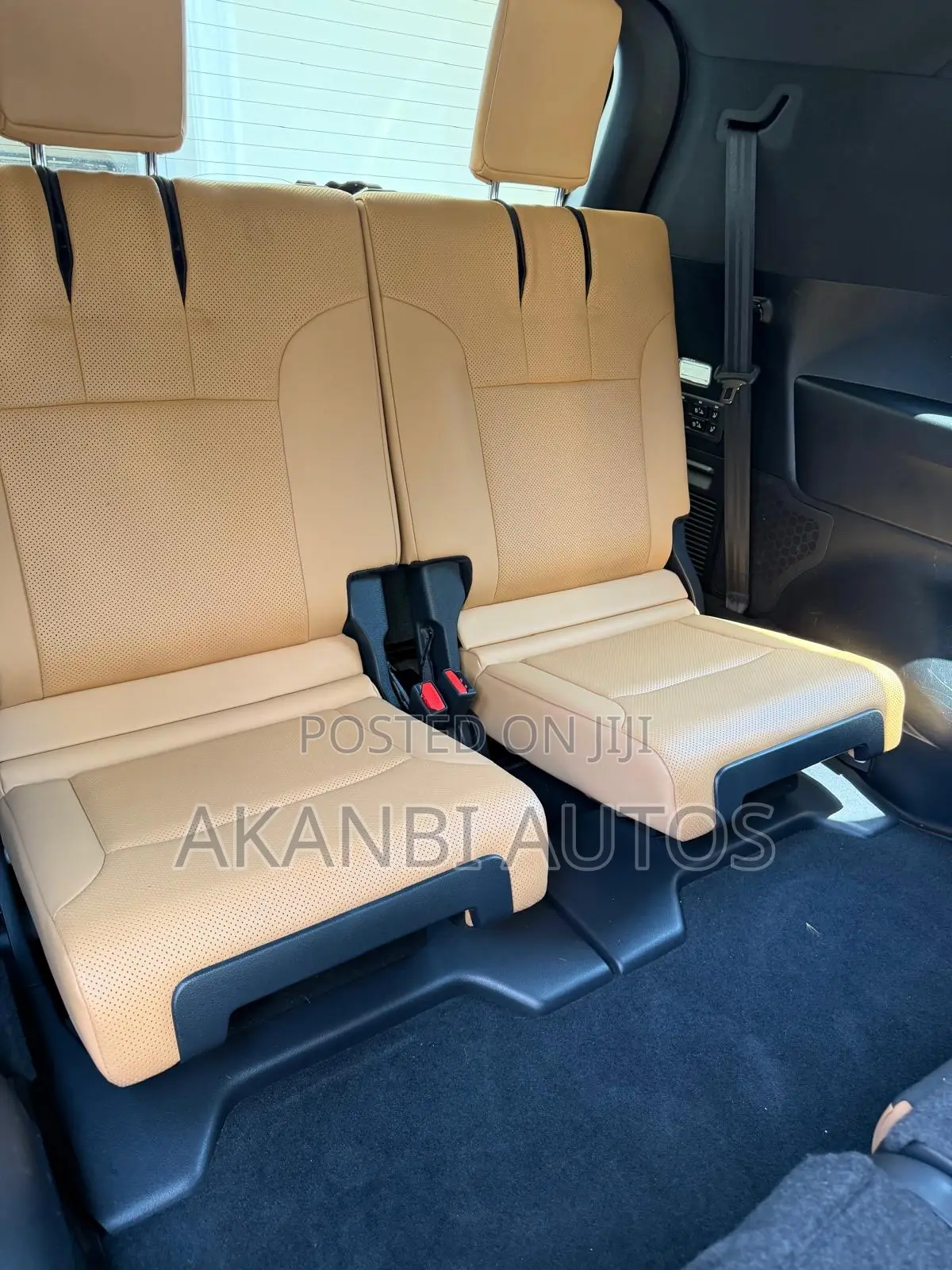 Lexus LX 600 2023 White