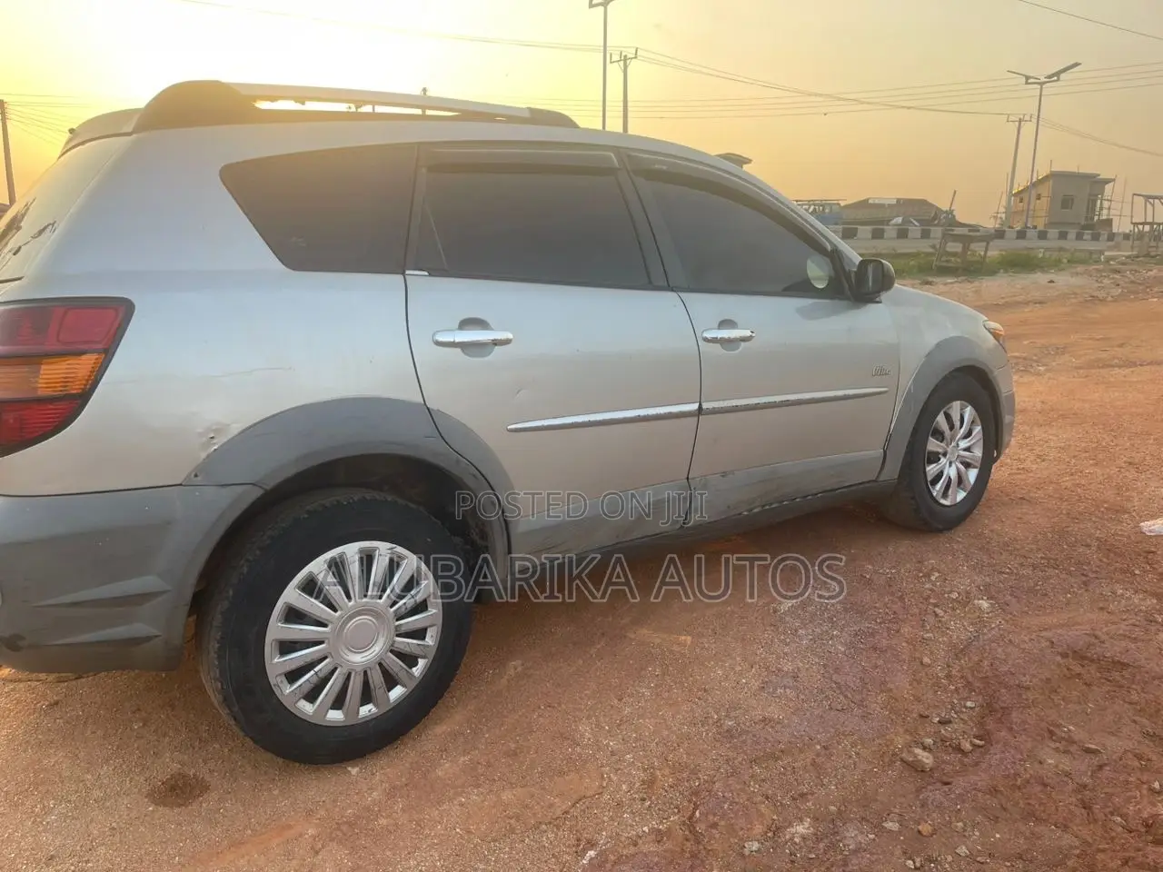Pontiac Vibe Automatic 2004 Silver