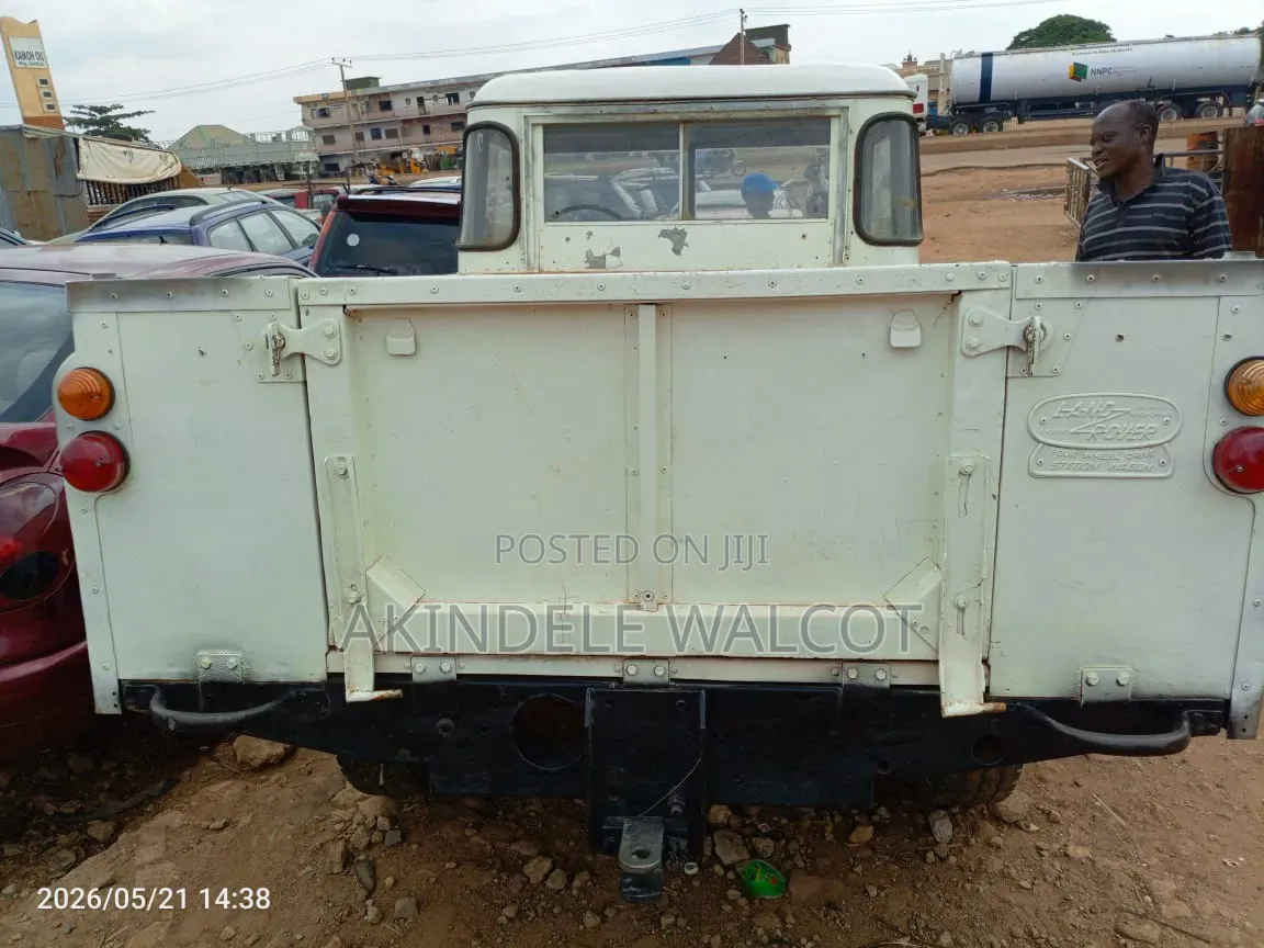Land Rover Series I 1958 White