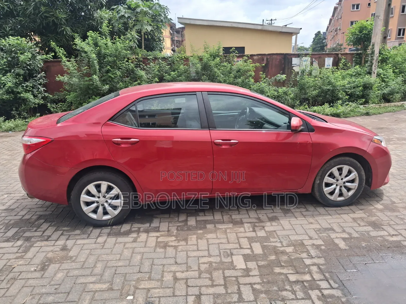 Toyota Corolla 2015 Red