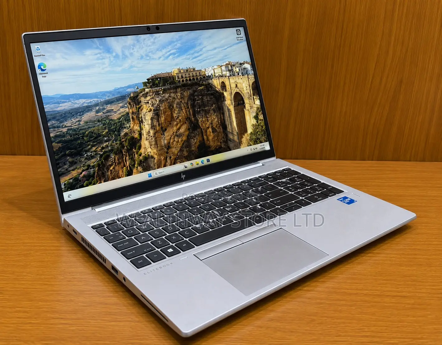 New Laptop HP EliteBook 850 G8 16GB Intel Core i5 SSD 256GB