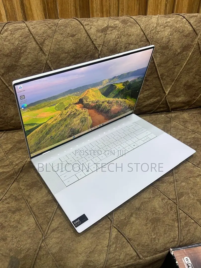 Laptop Dell XPS 16 9640 16GB Intel Core Ultra 7 SSD 1T