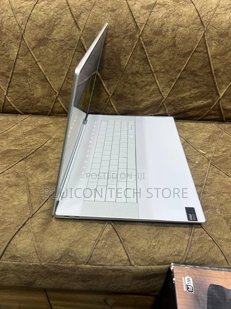 Laptop Dell XPS 16 9640 16GB Intel Core Ultra 7 SSD 1T