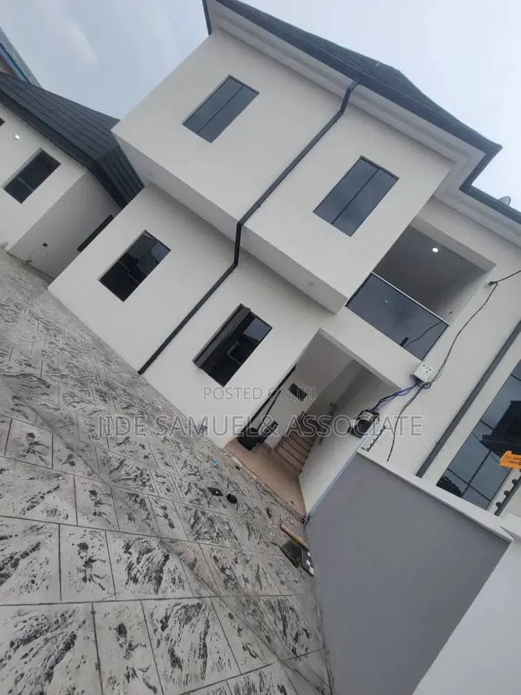 Furnished Mini Flat in Ayobo for rent