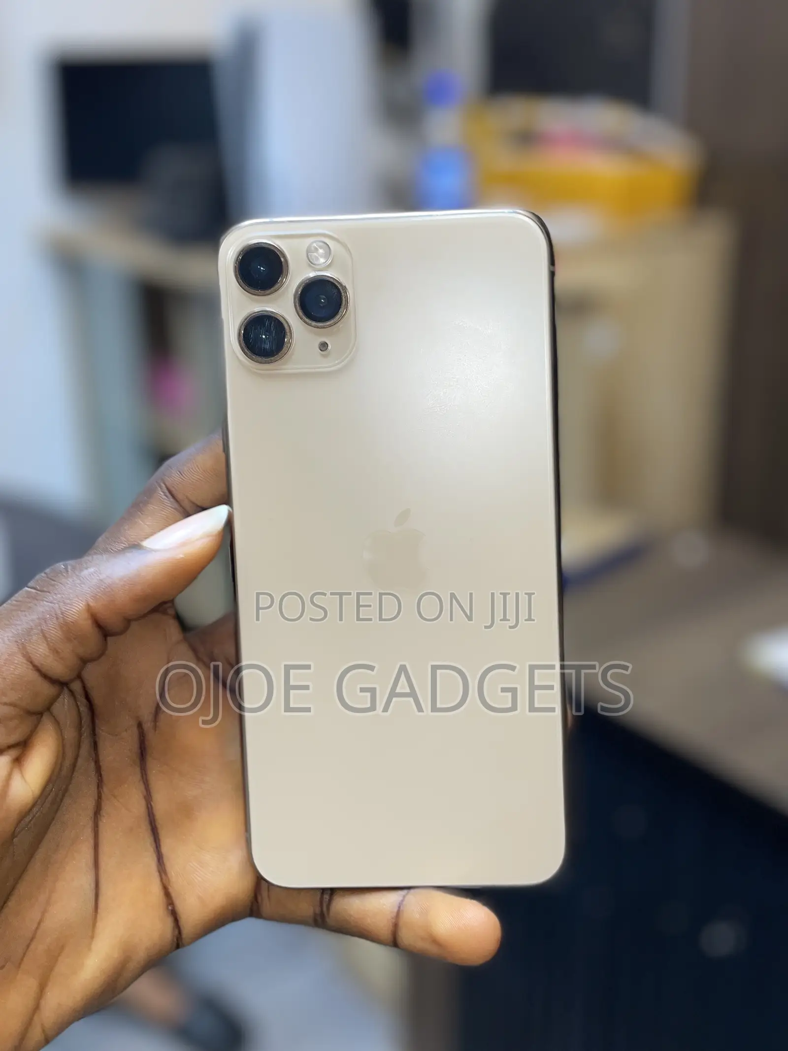 Apple iPhone 11 Pro Max 64 GB Gold