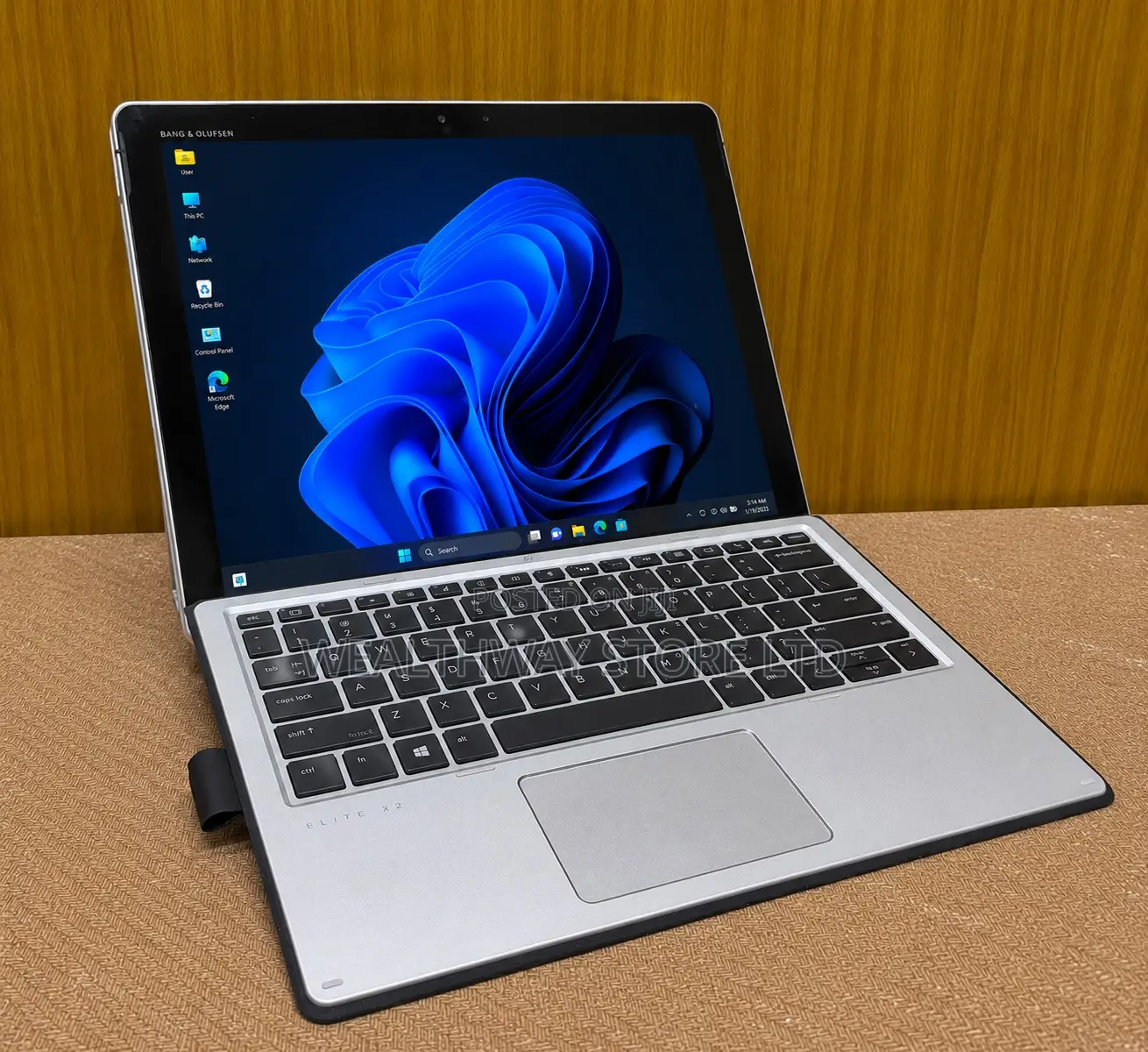 New Laptop HP Elite X2 1012 G2 16GB Intel Core i7 SSD 256GB